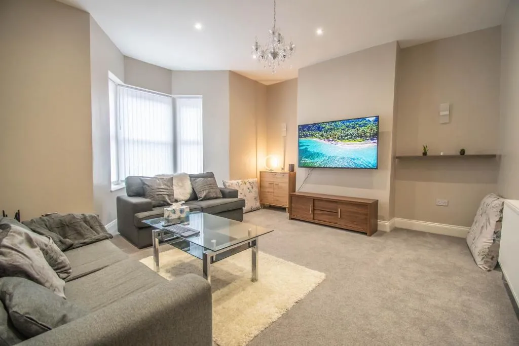 A Modern double bedroom City Centre SHARED, Newbiggin-by-the-Sea, United Kingdom