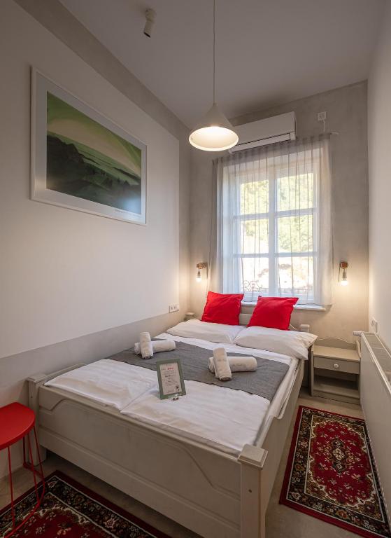 Postel nebo postele na pokoji v ubytování Villa Kabala