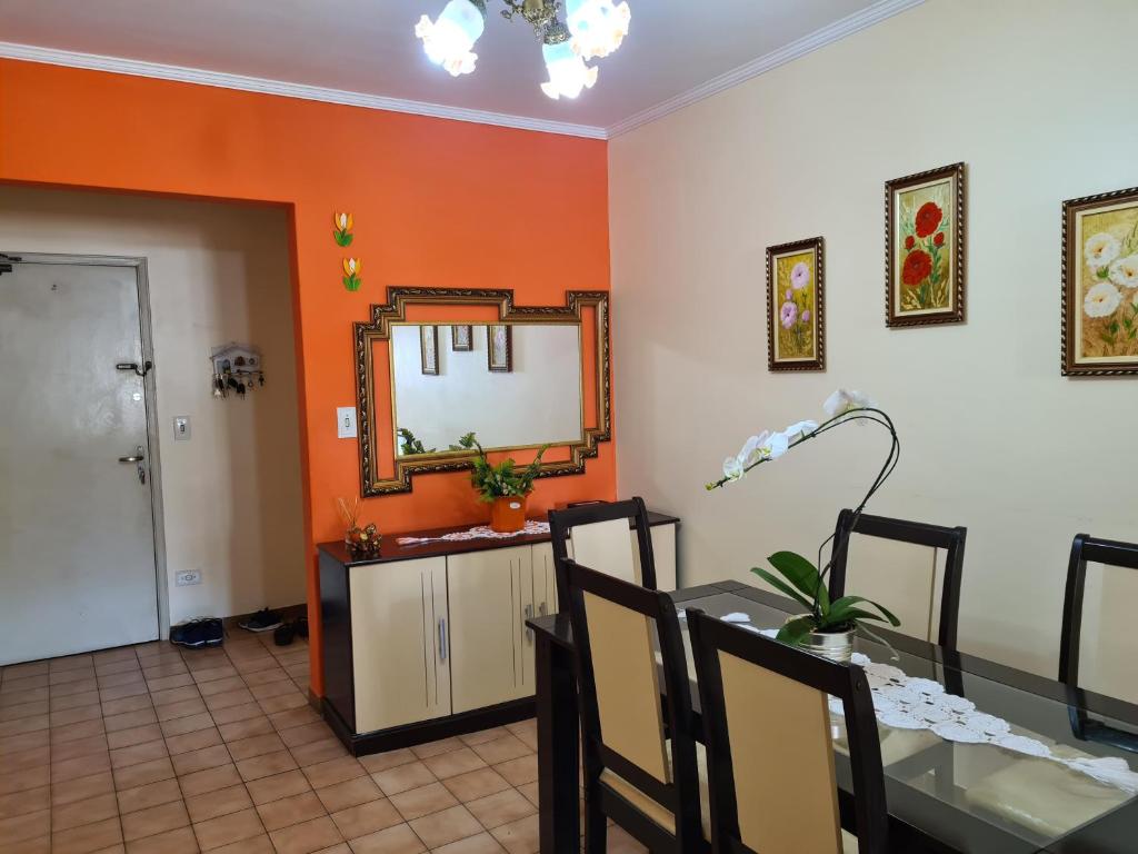  Apto VISTA MAR Guilhermina Praia Grande