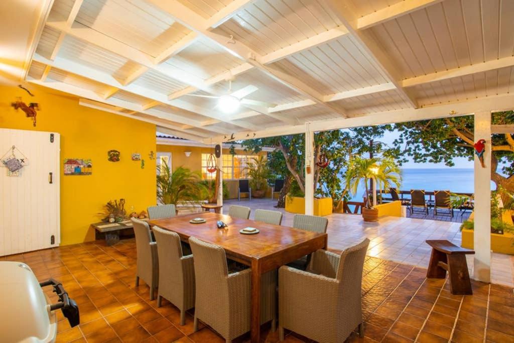 Posezení v ubytování Villa Seaside Boca Sami
