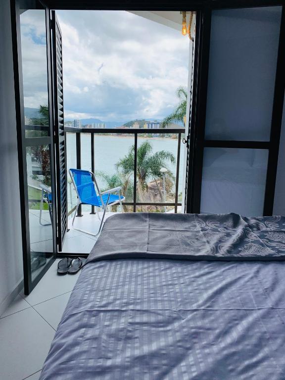  Lindo Duplex Pé Na Areia com Praia Privativa