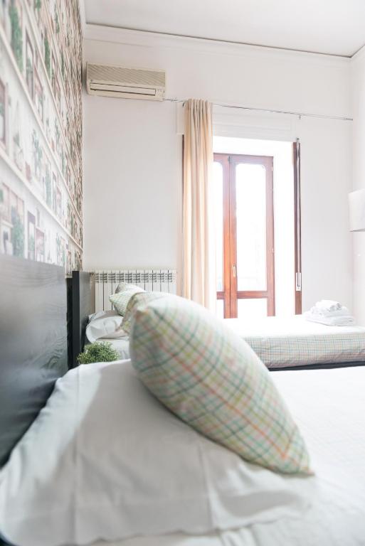 Postel nebo postele na pokoji v ubytování Laetitia Guest House32
