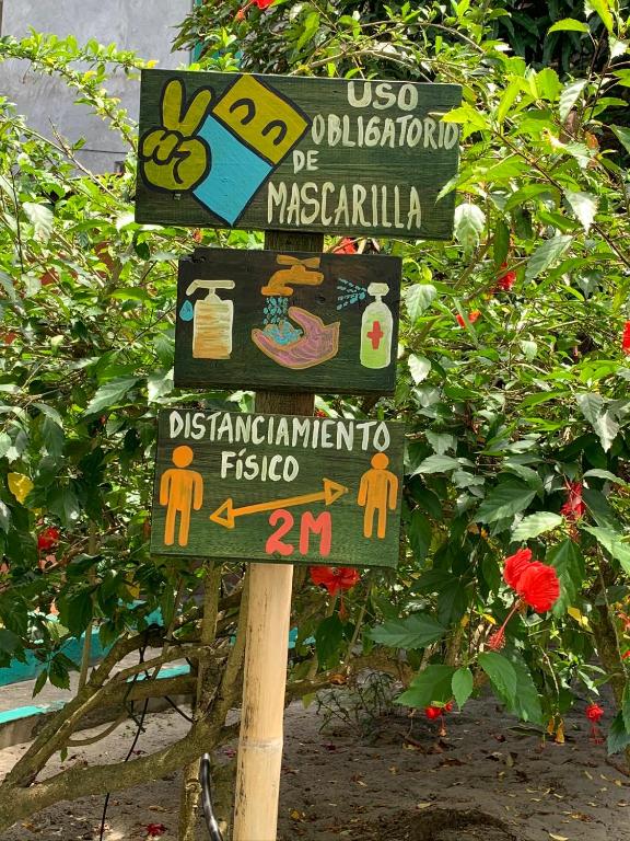 Certifikát, hodnocení, plakát nebo jiný dokument vystavený v ubytování Cabañas Ecologicas Cayapas