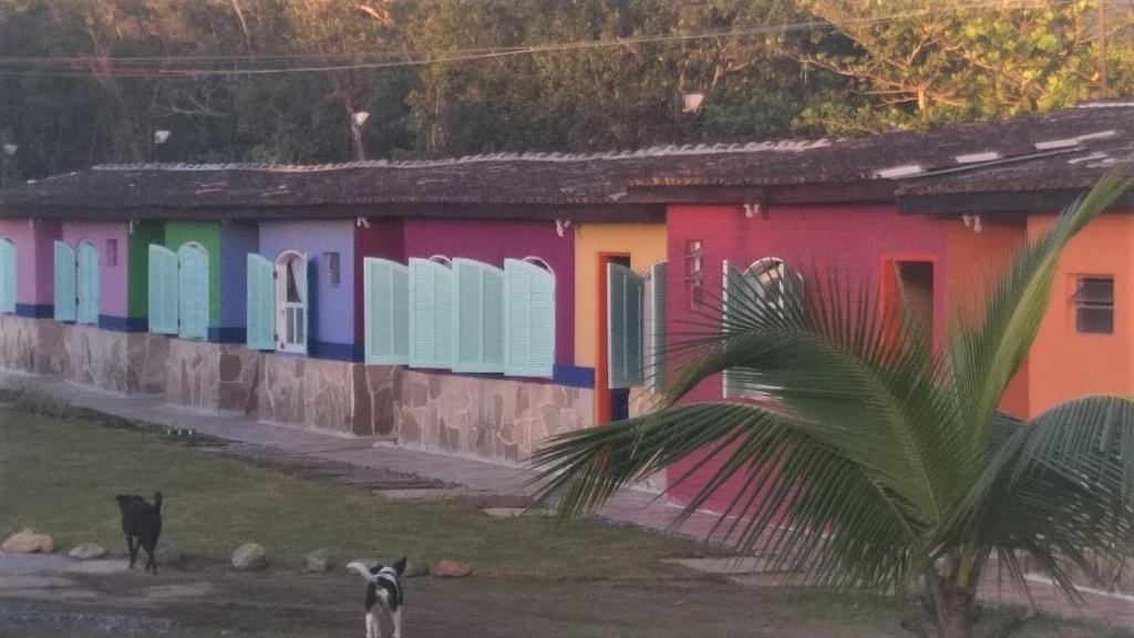  Chalés Vila das Cores - Praia de Boracéia