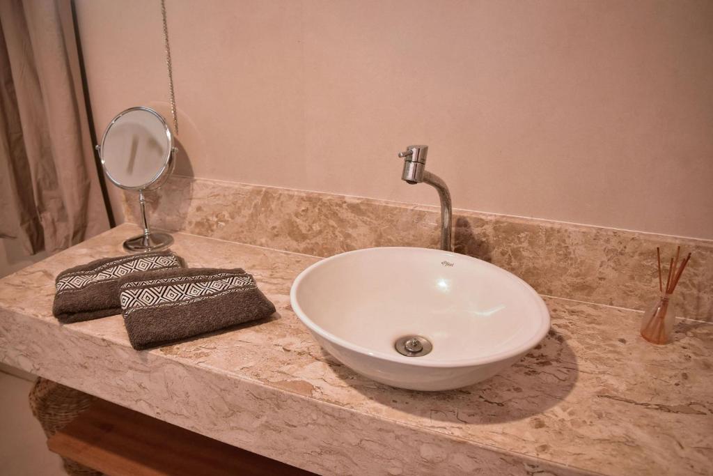  Villa Colibri Tranquilidade e conforto pertinho da praia