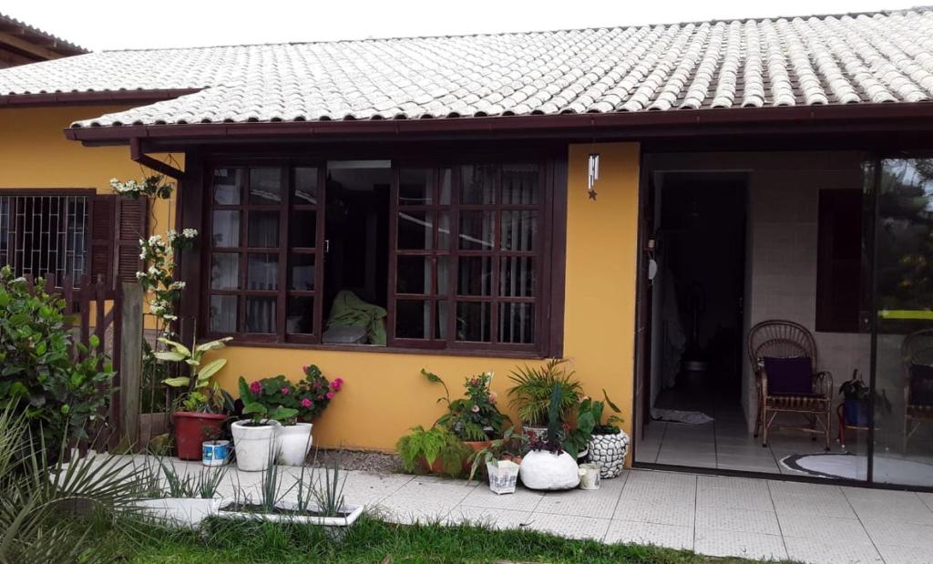  Casa Gabriela cravo e canela