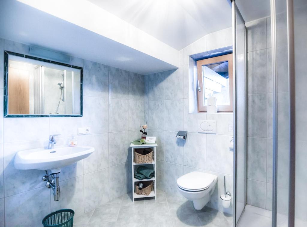 Naturpension Mühlhof - Habitación Doble Con Baño Y Balcón Compartido