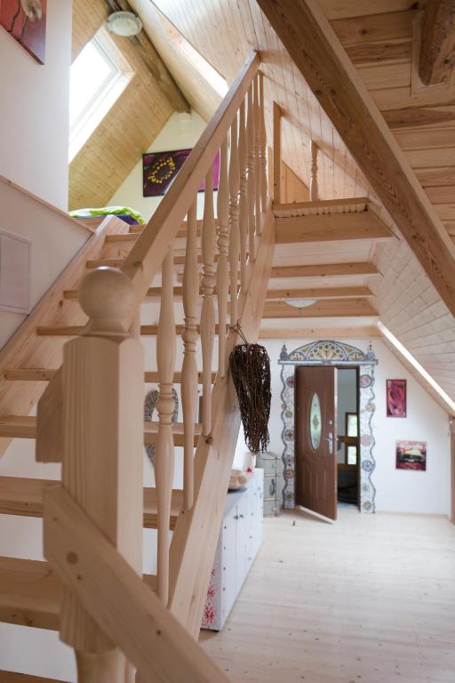 Fotografie z fotogalerie ubytování art-house 3 attic apartment with terrace v destinaci Děčín
