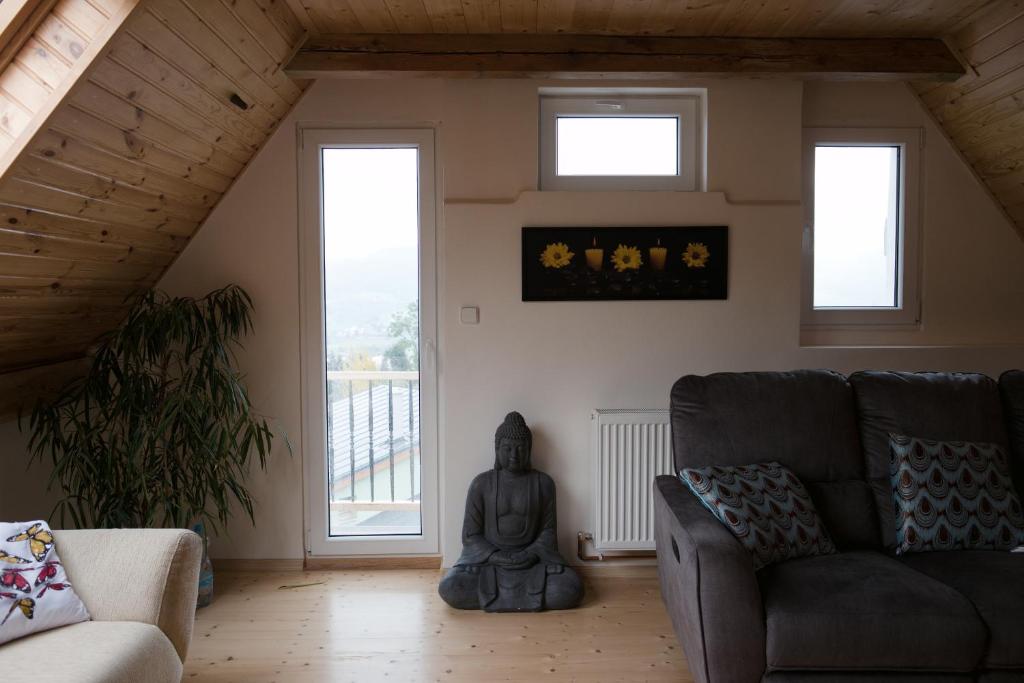 Posezení v ubytování art-house 3 attic apartment with terrace
