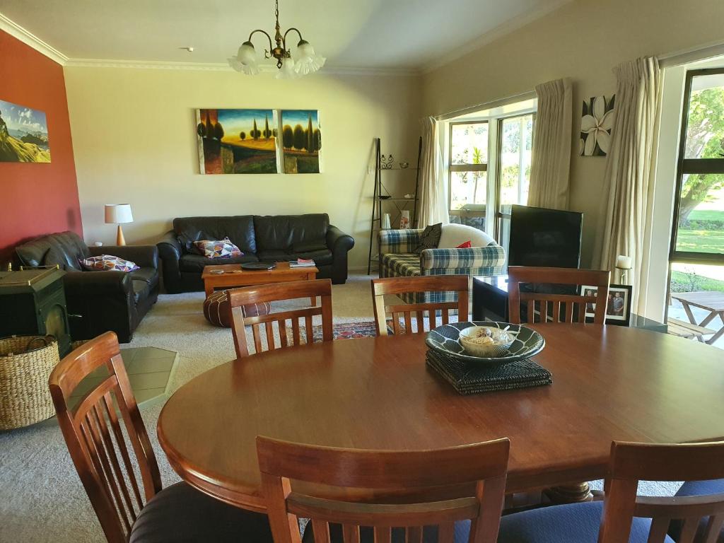 Jacaranda Lodge - Resim 4