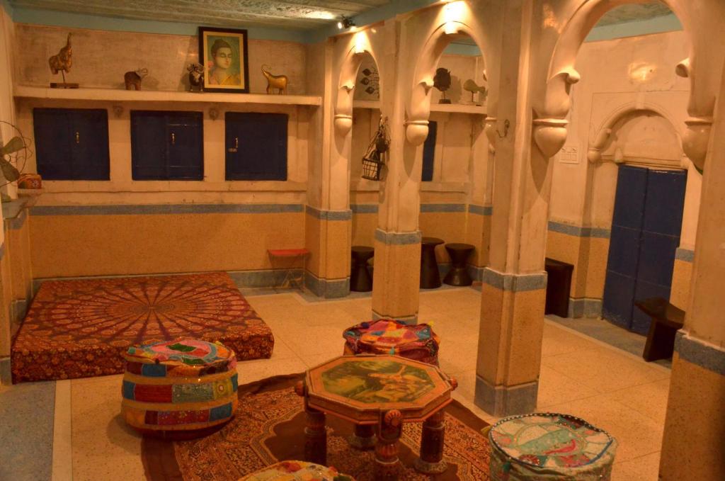 Istumisnurk majutusasutuses Aura B&B - The Haveli Homestay