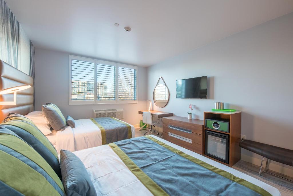 Lexen Hotel - North Hollywood Near Universal Studios photo