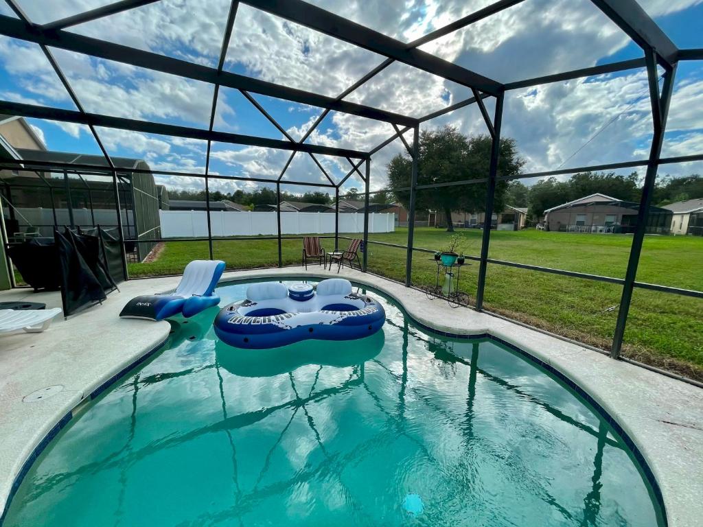 Grand Family House with Private Pool near Disney Parks, Davenport Grand Family House with Private Pool near Disney Parks, Davenport