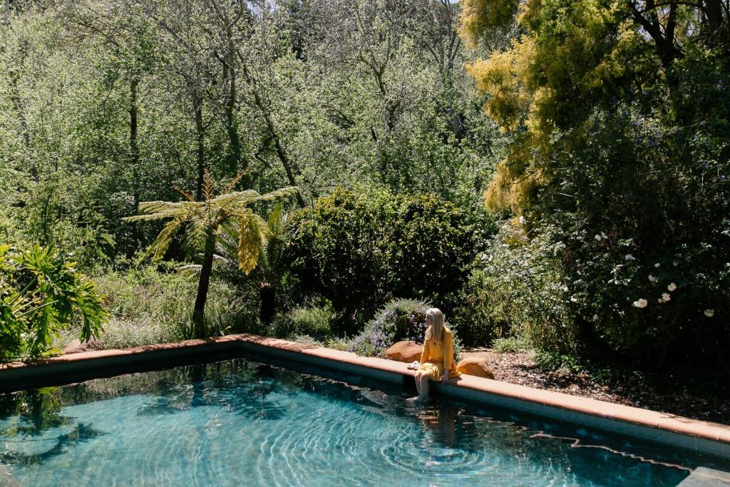 The swimming pool at or close to Knorhoek Country Guesthouse