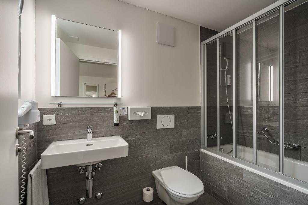 Koupelna v ubytování Hotel Bernerhof