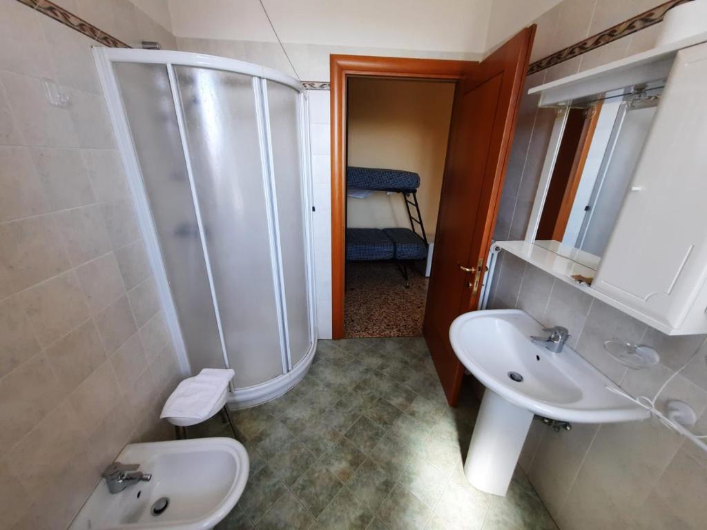 Koupelna v ubytování Affittacamere Canal