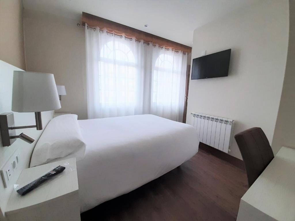 Hotel La Terraza, Miño – Updated 2023 Prices