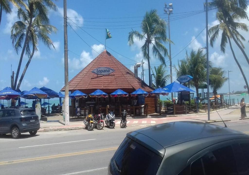  Duplex de 3 quartos a beira mar da Ponta Verde