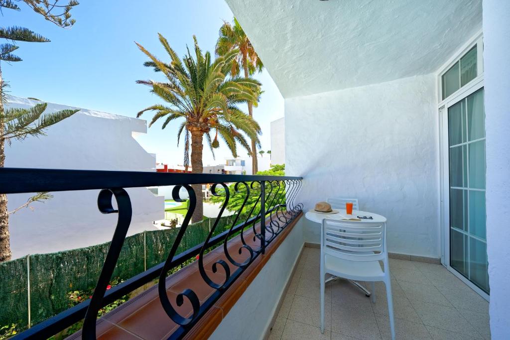 Atlantic Sun Beach - Gay Men Only - 13