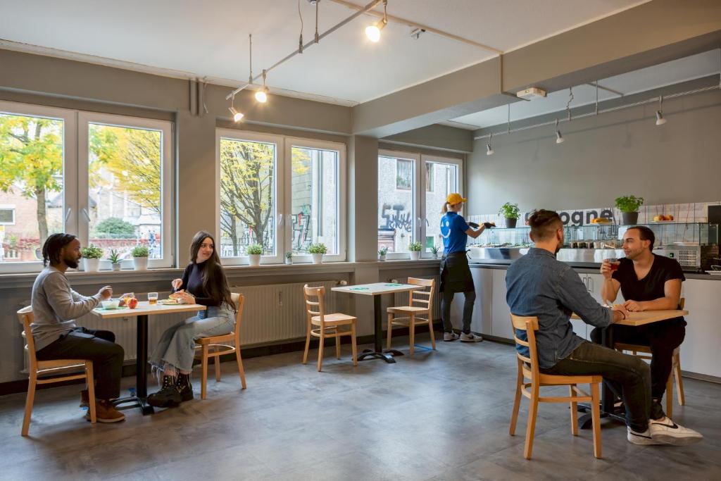 a&o Köln Hauptbahnhof - Resim 4