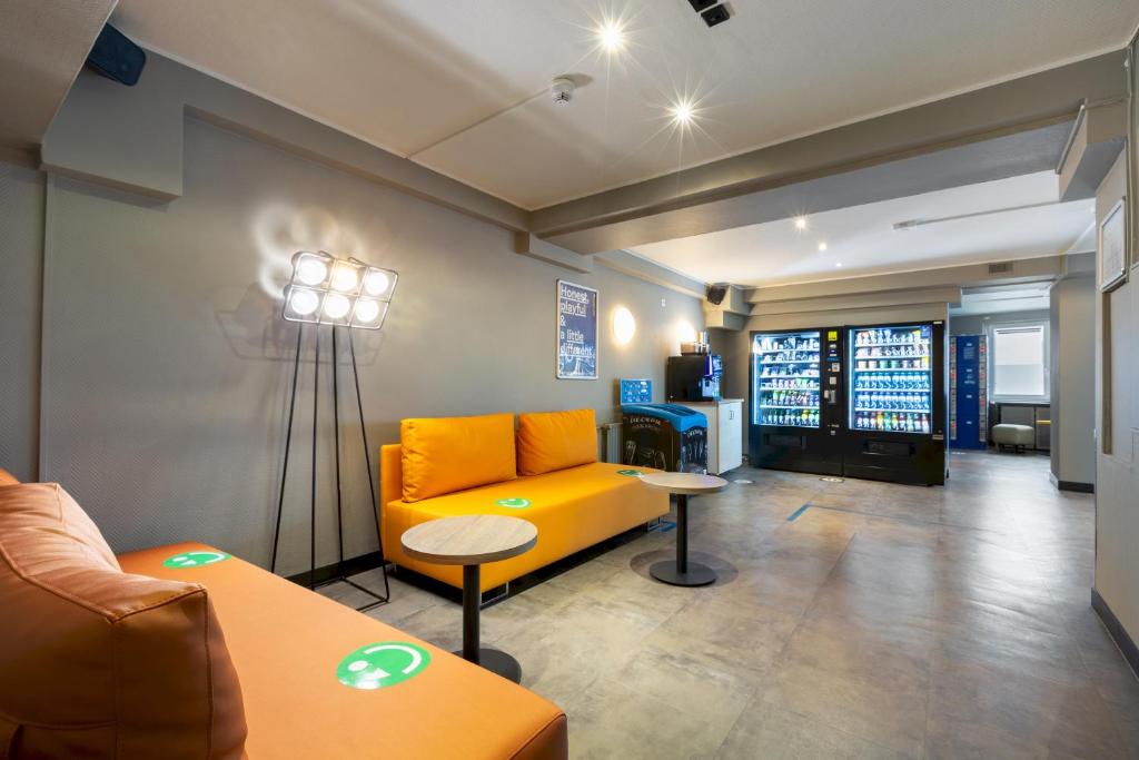 a&o Köln Hauptbahnhof - Resim 10