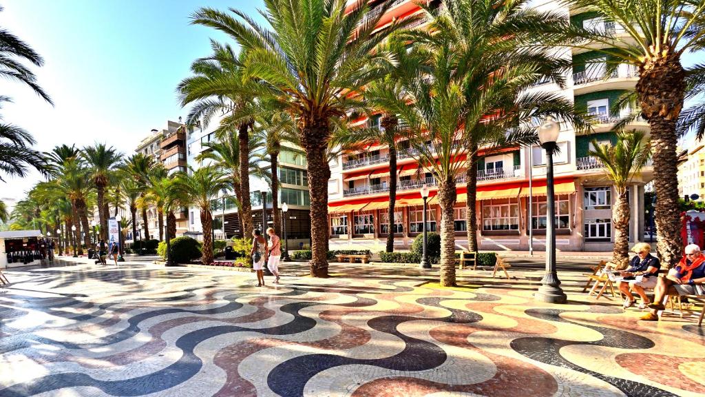 ABAL Apartments - Central Market, Alicante – Precios ...