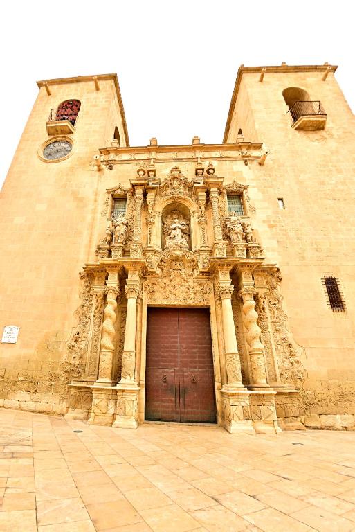 ABAL Apartments - Central Market, Alicante – Precios ...
