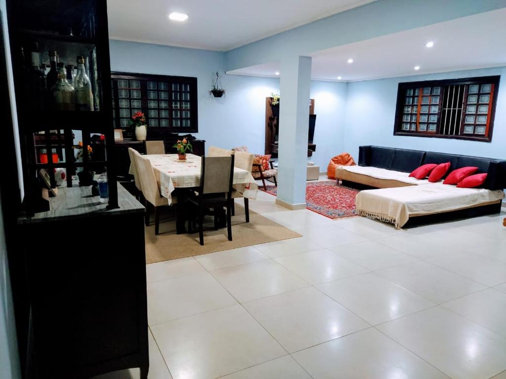  Casa na quadra da Praia!