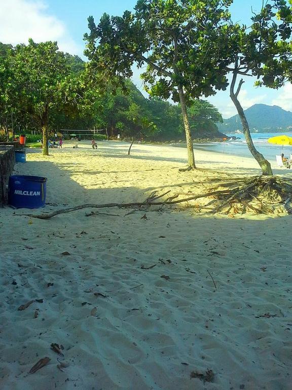  Wembley Tenis Ubatuba