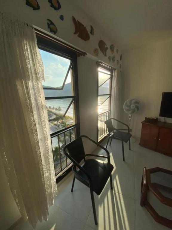  APTO DE FRENTE PARA O MAR - CARAGUATATUBA.