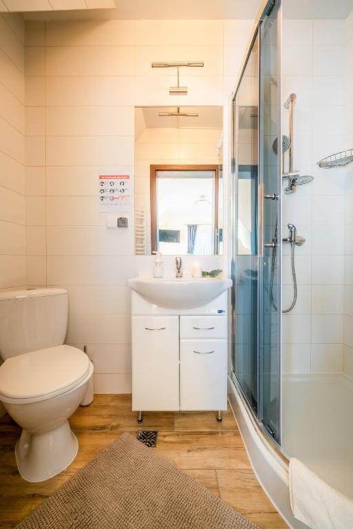 Kúpeľňa v ubytovaní Willa Sulejowka