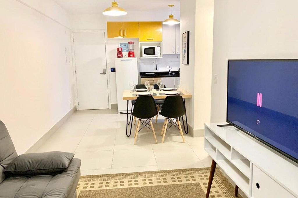  Ap luxo Oscar Freire c/ garagem e internet rápida cd303