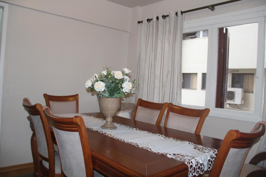 Apartamento Dentro da Rua Coberta  Apartamento Dentro da Rua Coberta