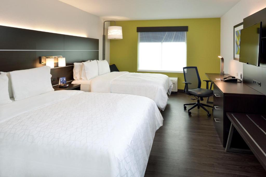 Holiday Inn Express & Suites Pueblo by IHG - 标准间