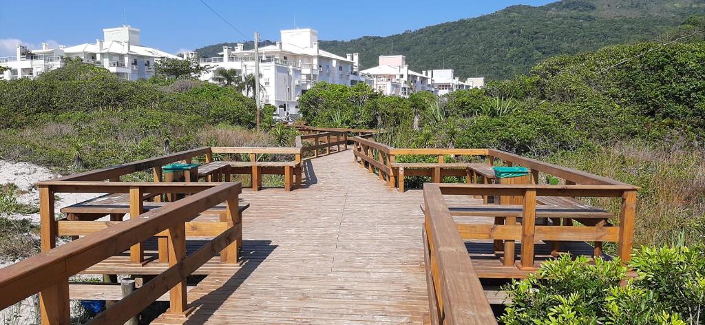  Apto novo - 2 suites - Costão Norte dos Ingleses.