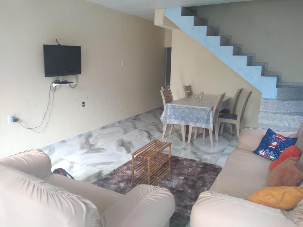  Sobrado confortável Zona Norte