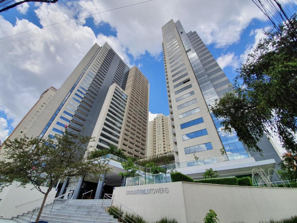  Flat com excelente localização no Brookfield Tower
