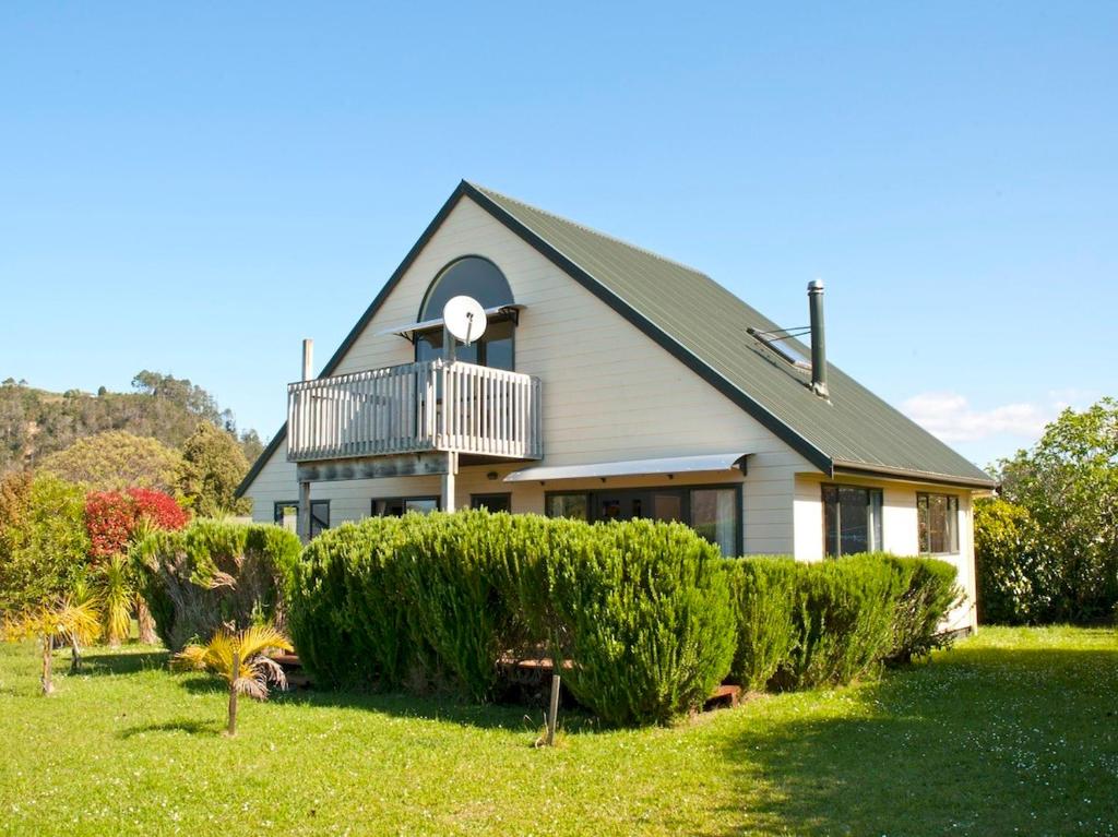 สวนหย่อมนอก Rosemary Cottage - Hahei Holiday Home