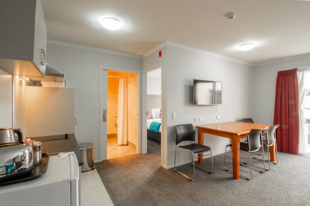 Kuchyň nebo kuchyňský kout v ubytování BKs Premier Motel Esplanade
