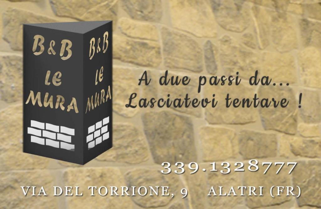 Znak mówiący o przeszłości transformatora dolezulatora w obiekcie B&B Le Mura w mieście Alatri