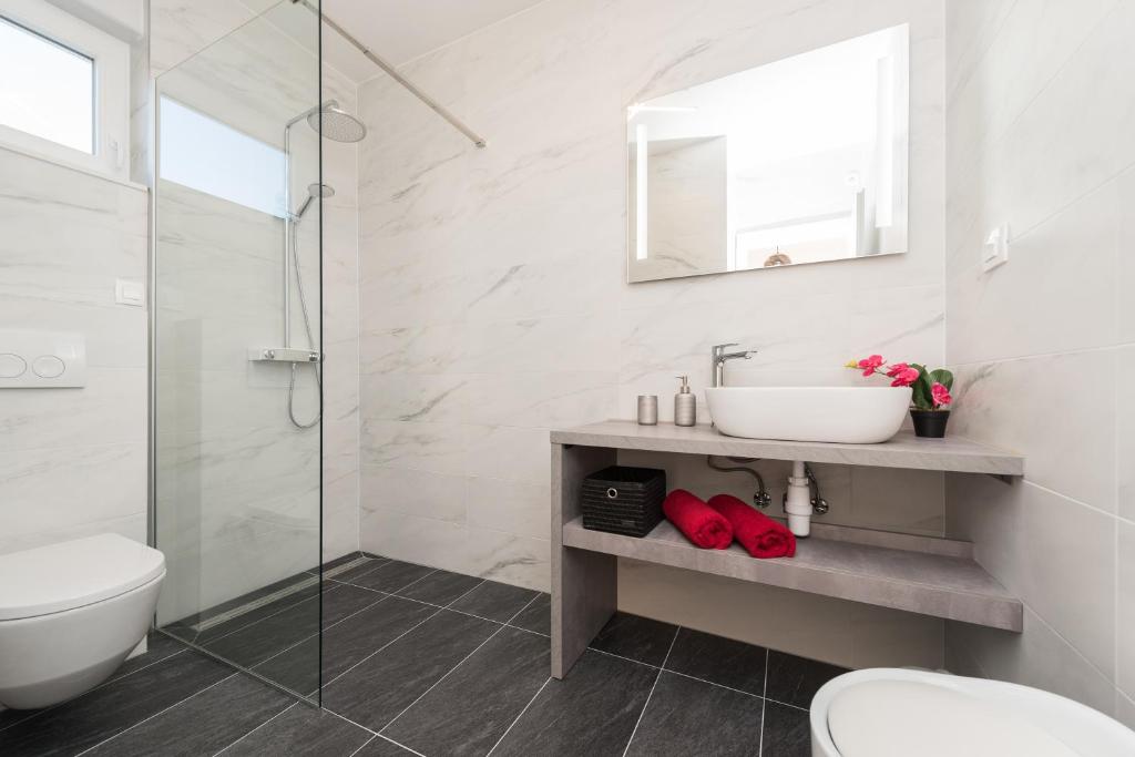 Zdjęcie z galerii obiektu Villa Pollux - Adriatic Luxury Villas w mieście Vrsi