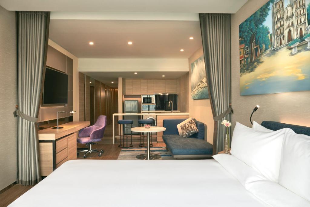 Phòng Deluxe Có Giường Cỡ King Nhìn Ra Thành Phố