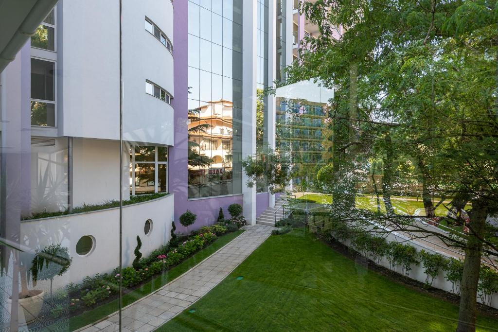 Zahrada ubytování Hotel Neptun Beach