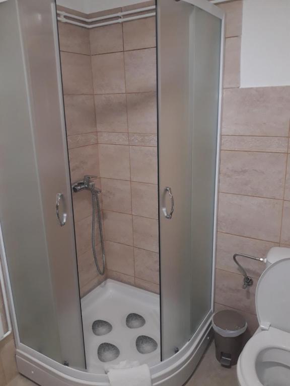 Koupelna v ubytování Rita Apartman & Studio