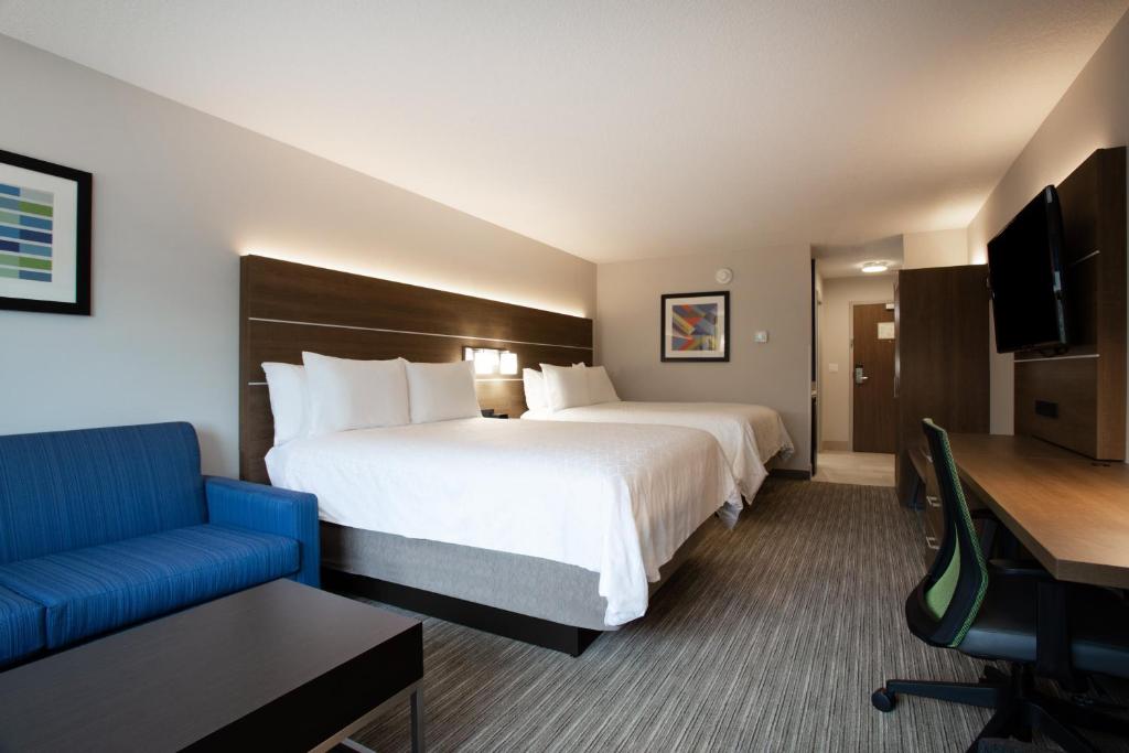Holiday Inn Express & Suites - Deland South by IHG photo