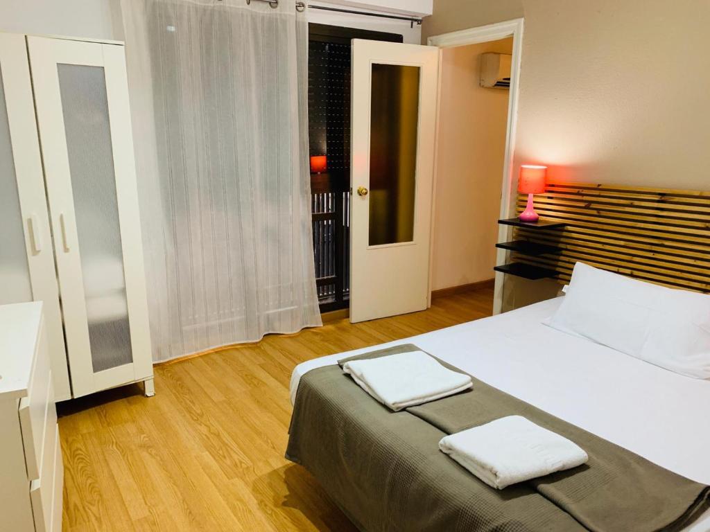 Coroa Ayuntamiento, Valencia – Updated 2023 Prices