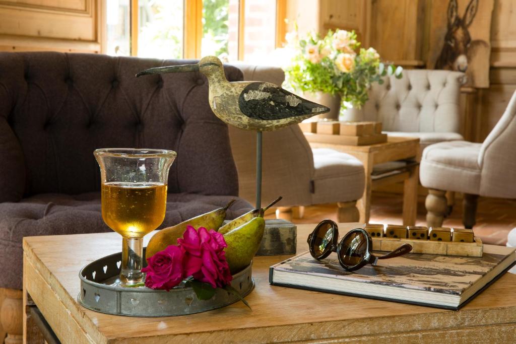 Posezení v ubytování Auberge de la Source - Hôtel de Charme, Collection Saint-Siméon