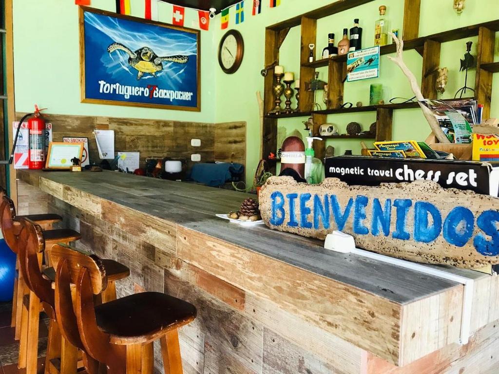 Certifikát, hodnocení, plakát nebo jiný dokument vystavený v ubytování Hostel Tortuguero 7BackPackers