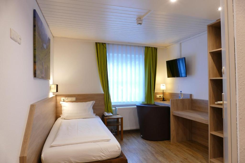 Altstadthotel "Zum Hechten" - 3