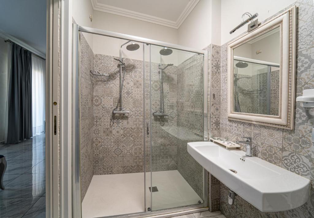 Hotel Colomba D'Oro - 12